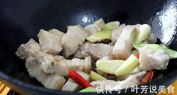 婆婆教我红烧肉最简单的做法，不加酱油，不炒糖色，好看又好吃！