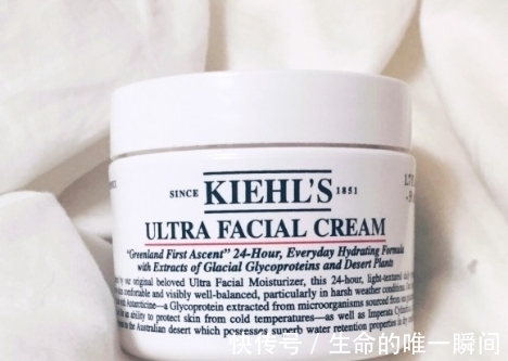 精华 女人40岁左右抗衰老,值得推荐的护肤品好物