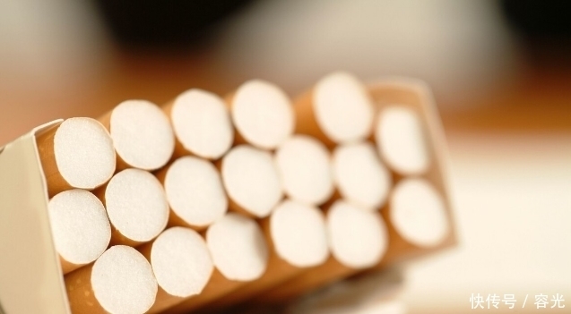 男人易患4大癌症,请注意,想要保持长寿,晨起请保持两少两多