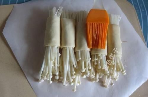  隔三差五|婆婆，晒晚餐，简单不蒸不煮，隔三差五吃1次，益智又健康