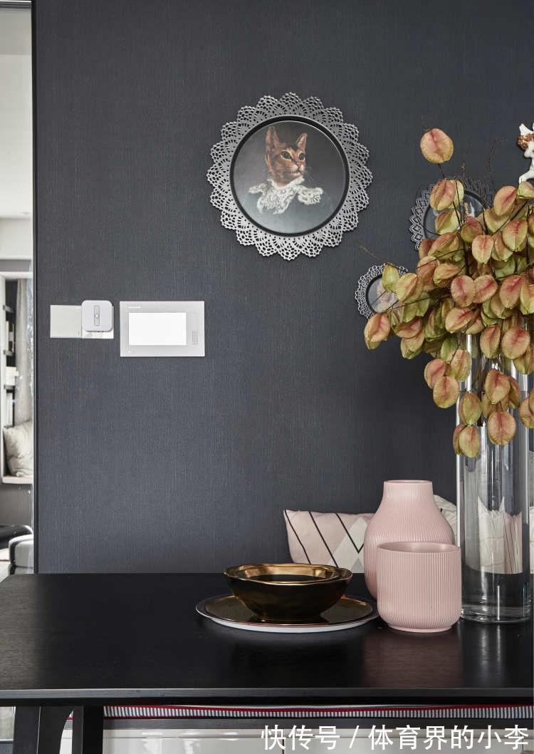 边界感|高级灰加烟粉的绝美搭配，寒冷的冬日，她家的颜色一定能暖到你！