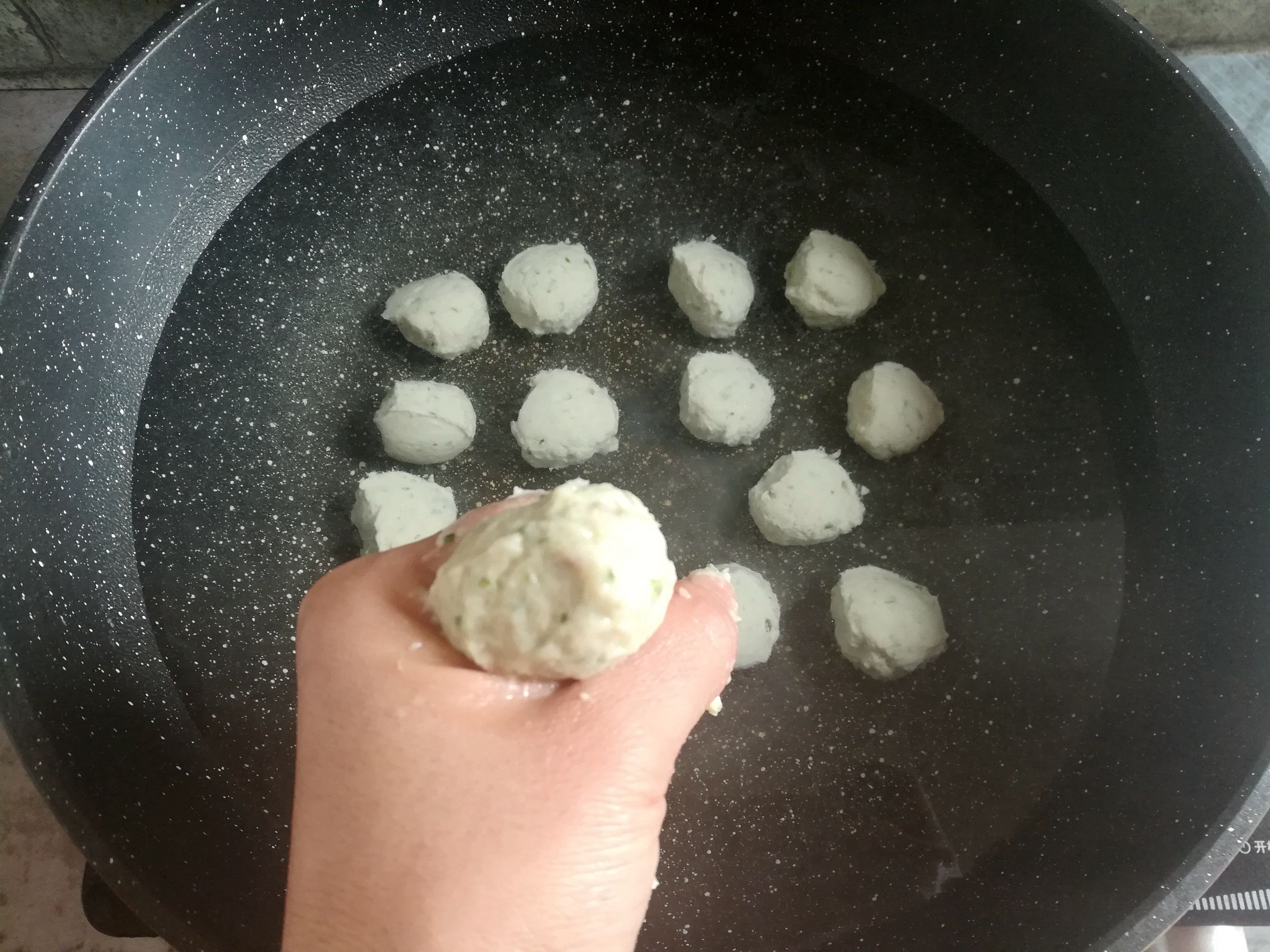 用了3年的鱼丸配方，做法简单易学，个个Q弹鲜美，比买的还好吃