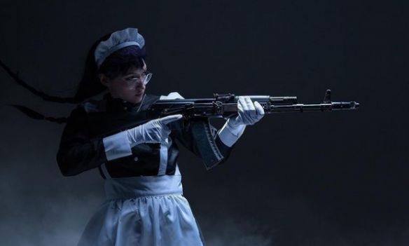 俄罗斯|俄罗斯正妹COS《黑礁》战斗女仆长 反差御姐战力爆炸