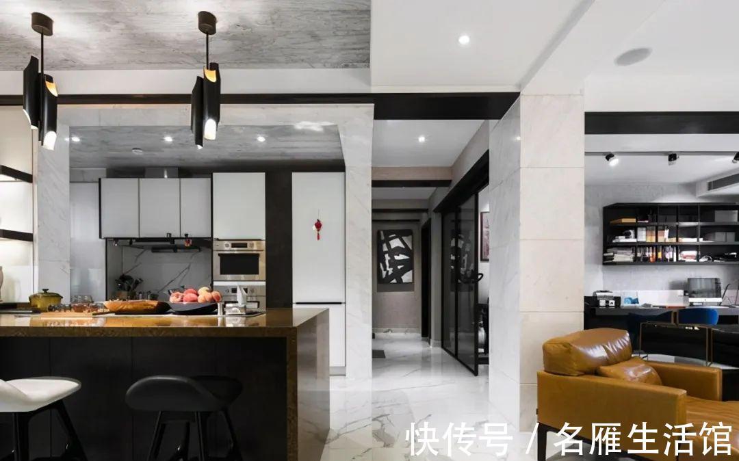 中岛台|要我说,厨房里加个岛台,一侧留空连着吧台,能收纳能用餐!实用