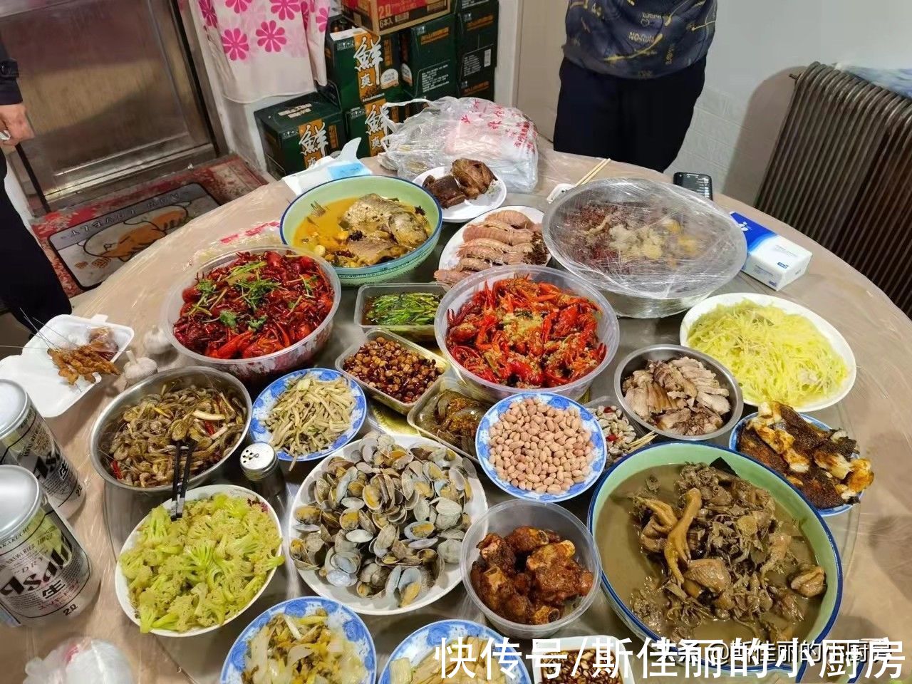 凉菜|朋友圈南北方年夜饭大比拼，北方豪爽南方精致，网友：差别还挺大