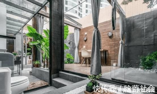 玻璃门|5万爆改70㎡的老房子,完工变小庭院豪宅,客厅还做了个“床上床”