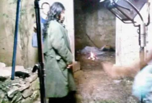 母亲|中国第一懒人:走路怕累吃饭靠喂,23年不干活,父母走后饿死家中