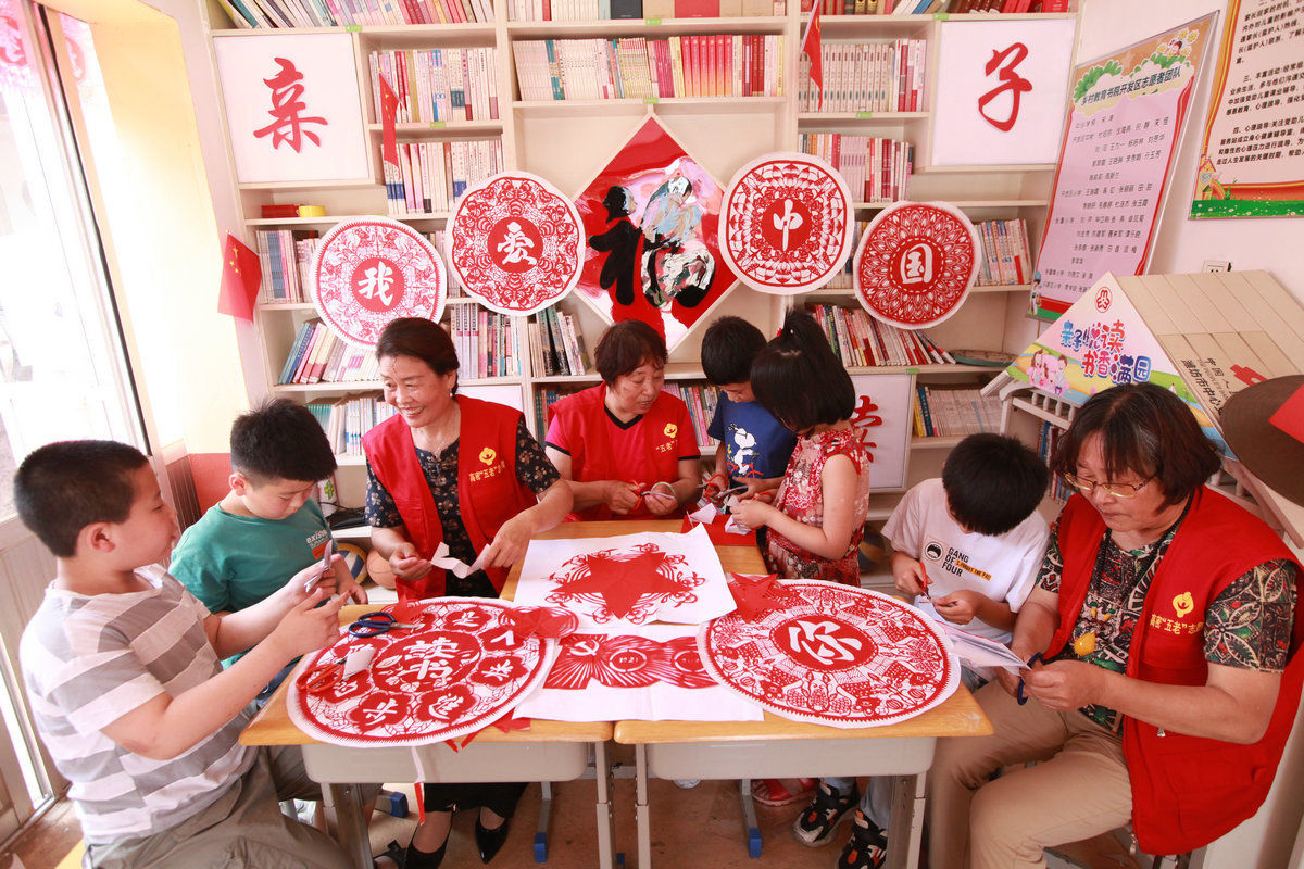 思政|潍坊高密市：农家书屋变身“思政第二课堂”