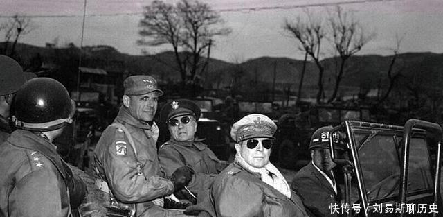 敬佩|麦克阿瑟被撤职，李奇微凭啥力挽狂澜上任后第一件事就让人敬佩
