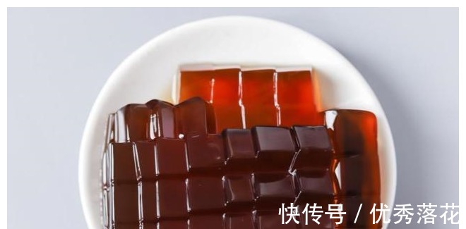 冤枉钱|别再花冤枉钱买奶茶了！手把手教你自己做，美味解渴还省钱！