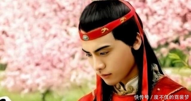 脂砚斋|贾宝玉读书为何难以有成？脂砚斋一句话道出了原因，让人发笑