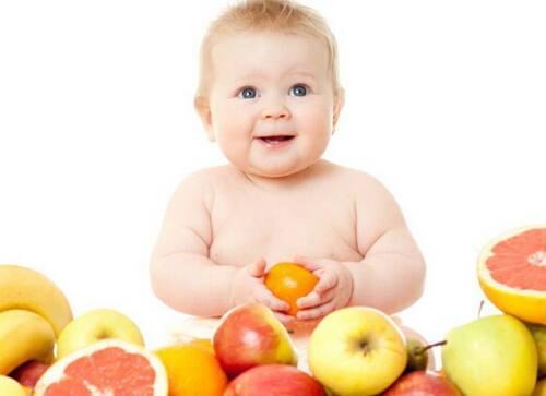 宝宝|半岁大的宝宝, 家长们首先因该尝试喂孩子什么水果