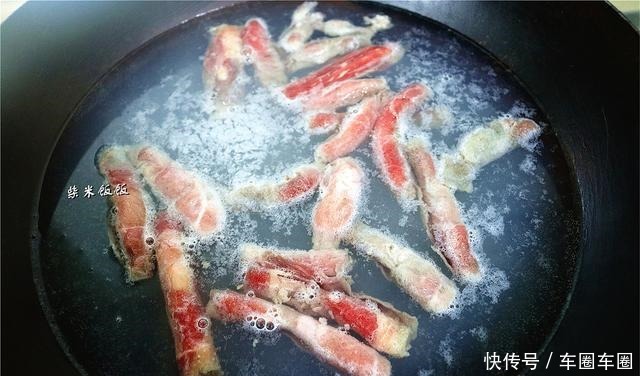 女儿早餐最爱这碗面,每次做一大碗,连汤也不剩!