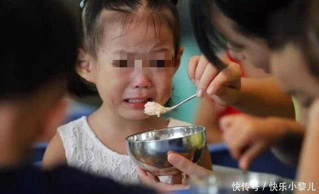 家庭|穷人家庭的父母,爱喂孩子吃这碗“毒米饭”,养出不孝子还不自知