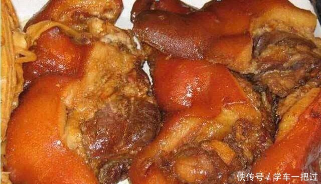 卤猪头肉的秘诀在这里，酱香味浓，肥而不腻，别有风味