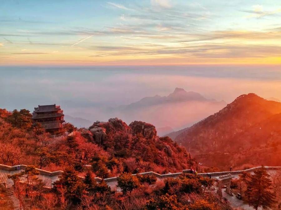 葫芦口|岱顶惊现宝葫芦＂吞吐＂晚霞！喊你名字，敢答应不？