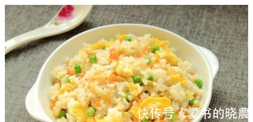 宝妈|蛋炒饭,是先炒饭还是先炒蛋,不同方法做出来的效果是怎样的!