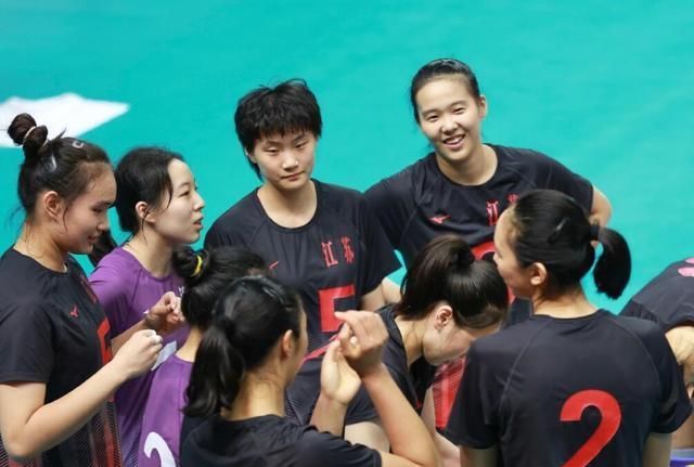 排协|16岁1米96!女排小袁心玥全运会9连胜夺冠太猛,排协官员:好苗子