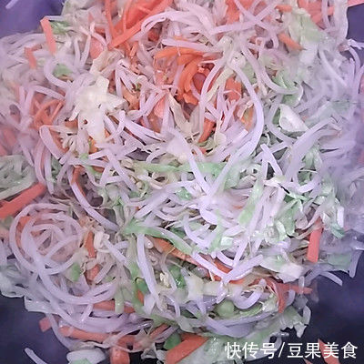 圆白菜|健康美味的素炒饼