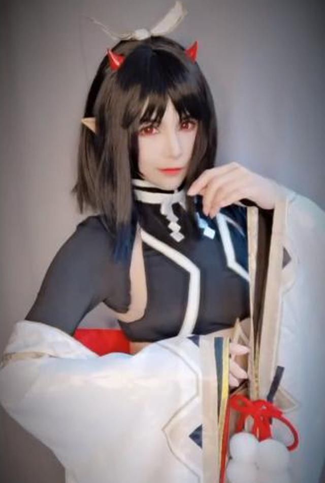布加拉提|有个玩cosplay的妈妈是啥体验?每天可以见到不同动漫角色,太羡慕了