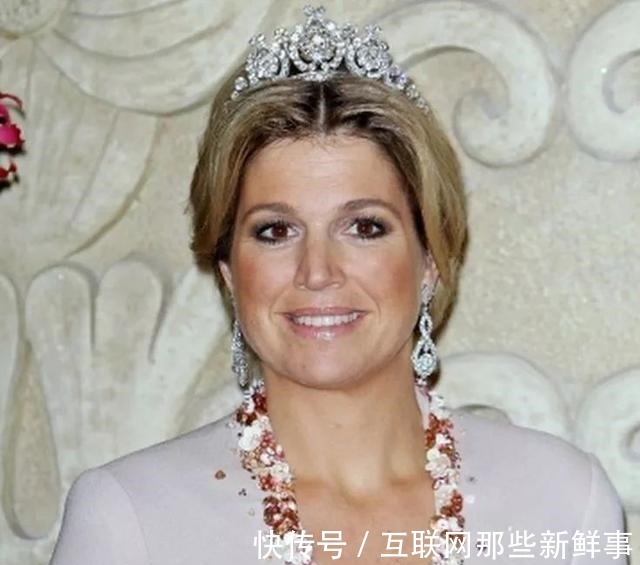 最爱 那么重的耳环为什么却成为了王室女性的最爱!