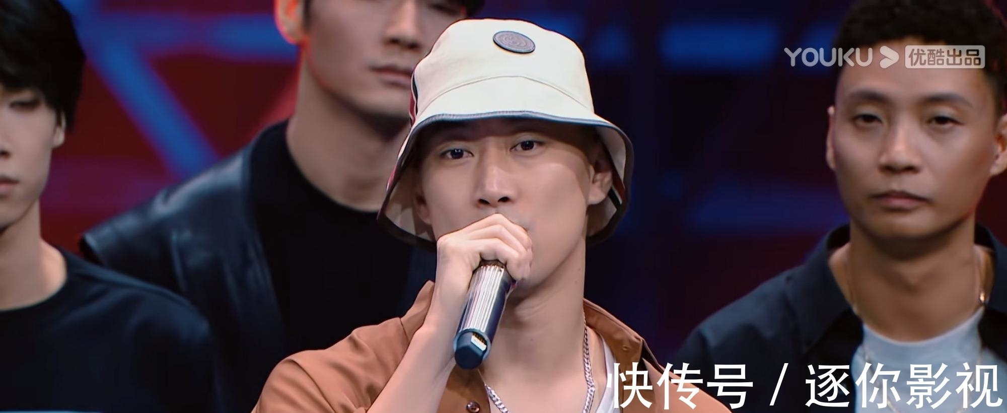 這就是街舞:這位美女舞者包袱碎一地,仍然沒有挽回被淘汰的結(jié)局