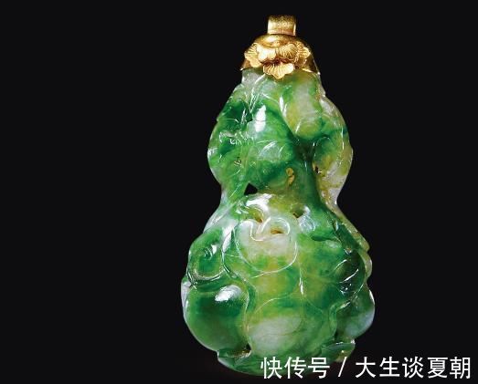 国风 复古风再次刮起来,翡翠首饰造型富有立体感,代表国风首饰的特色