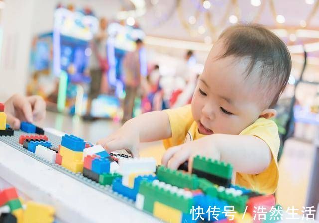 孩子|宝宝的语言发展有“阶段性”,把握好这三个关键期,帮宝宝早发声