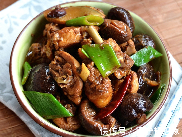 美食|浓香扑鼻的年味美食,超级好吃,我家每年除夕团圆饭都要做上一桌