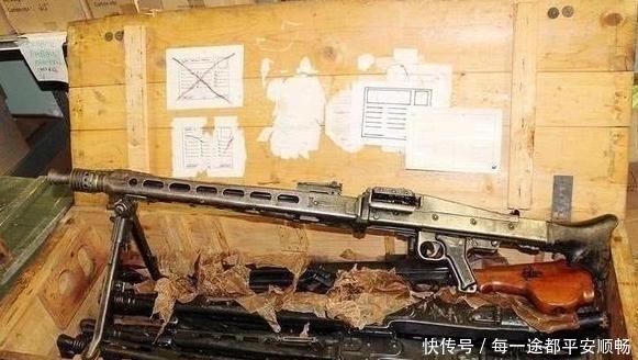 二战时期|二战结束近80年，很多战场无人打扫，一些专门捡破烂的人成了富翁