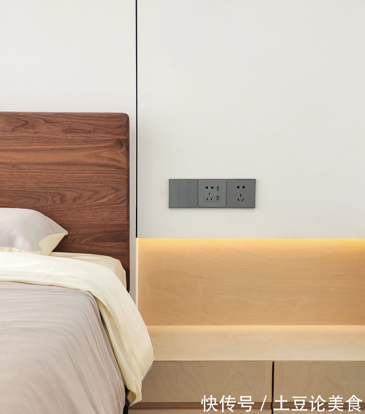 浅灰色|75㎡ 两居室，超多储物空间好看又实用，又充满高级感的生活空间~