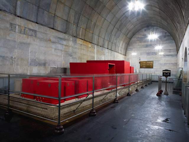 考古专家！考古人员发掘定陵，竟用木板制作出拐丁钥匙，巧妙地打开了陵门