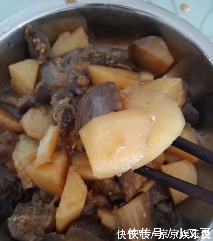 维生素p|它和土豆一起吃，隔三差五吃，隔天排出宿便，口臭便秘慢慢没了