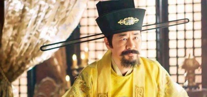 小心|赵匡胤杯酒释兵权，不小心漏掉一人，15年后此人篡位，登基为帝