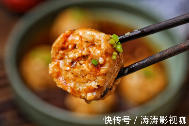 肉丸子不用油炸,蒸一蒸就上桌,香嫩好吃营养不流失,老少皆宜