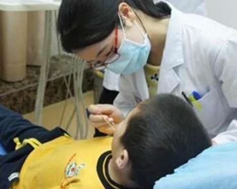 身高|2种水果是孩子发育的“绊脚石”,58岁专家长个慢,春季娃少吃