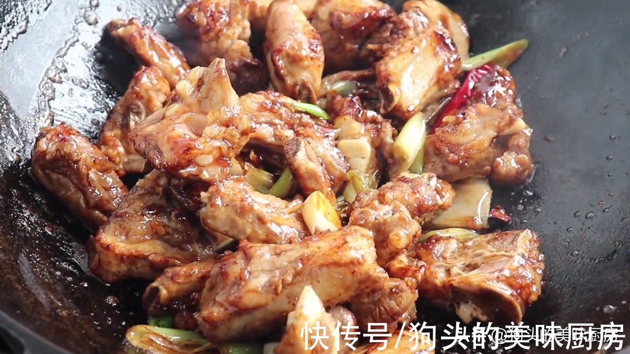天冷这样做排骨,酥烂好吃不油腻,做法告诉你,人人都会做