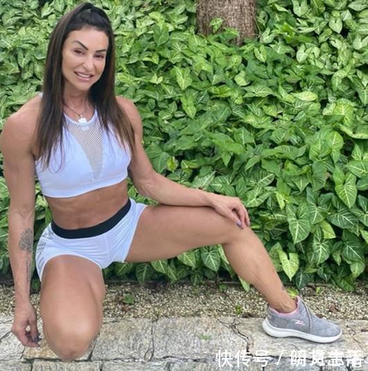 健身房|她拥有10多家健身房,是名副其实的女强人,身材也很强