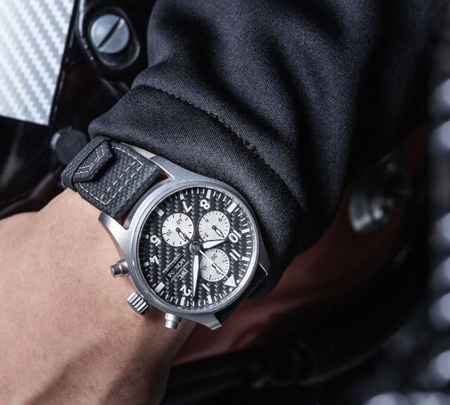 最喜欢的车和最喜欢的表终于在一起了|万国“ 碳纤维