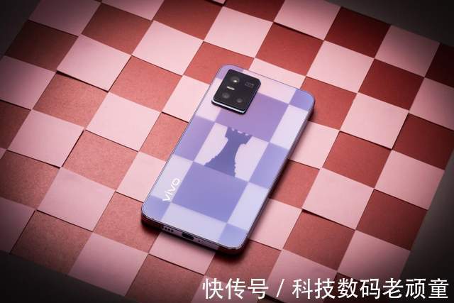 画布|vivo S10系列绮光焕彩后壳做“画布”，光影交织演绎动人画面