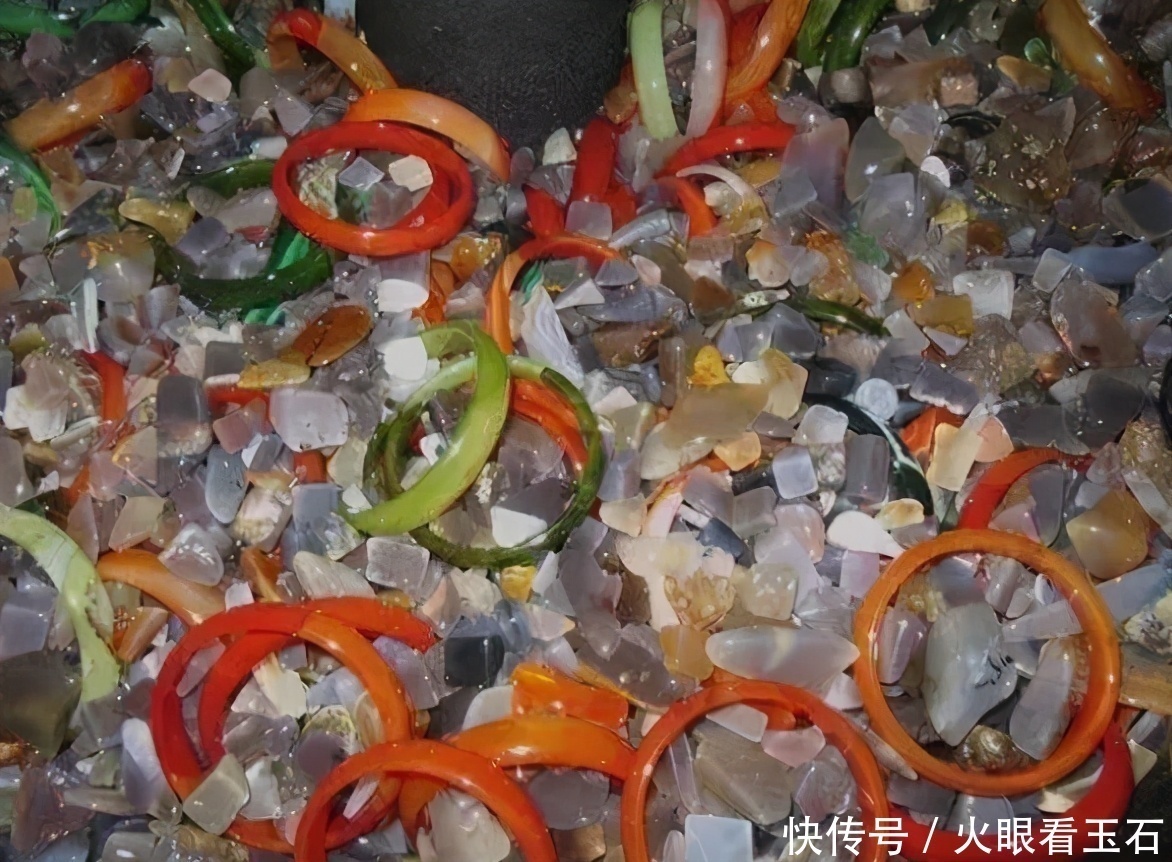 玉石|远离这4种“有毒”的宝玉石,尽管它们都很漂亮