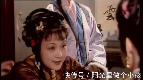 史湘云|《红楼梦》第二十一回,史湘云睡觉时,“被只齐胸”是什么意思?