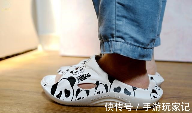 拖鞋 软糯贴脚的休闲拖鞋,更快舒缓脚部疲劳,咕咚运动舒缓拖鞋体验!