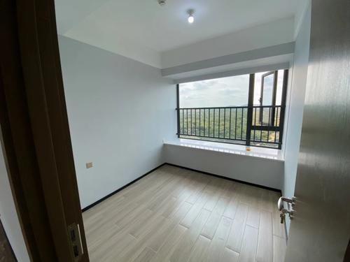 精装房|收房了,买的是精装房,家具家电还没进场,最喜欢大阳台了