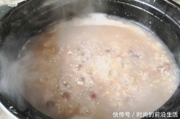 嘴巴|它和红豆一起煮,皱纹消失了,嘴巴不臭了,头发也变得乌黑亮丽!