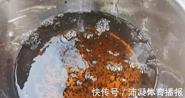 养生|96岁老中医分享的黑芝麻养生吃法，做一次吃半个月，太实用了