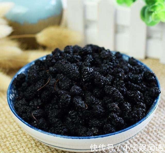 女人|女人腹部赘肉多,穿衣服难看8样刮油低脂食物,抚平你的小肚腩