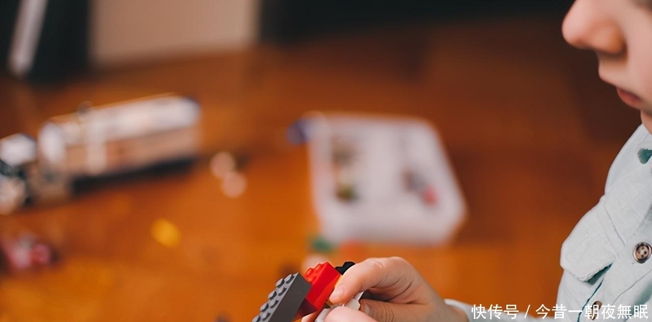 白雪公主|教育家:12岁前不让孩子看电视,他将终身获益,父母别不当回事