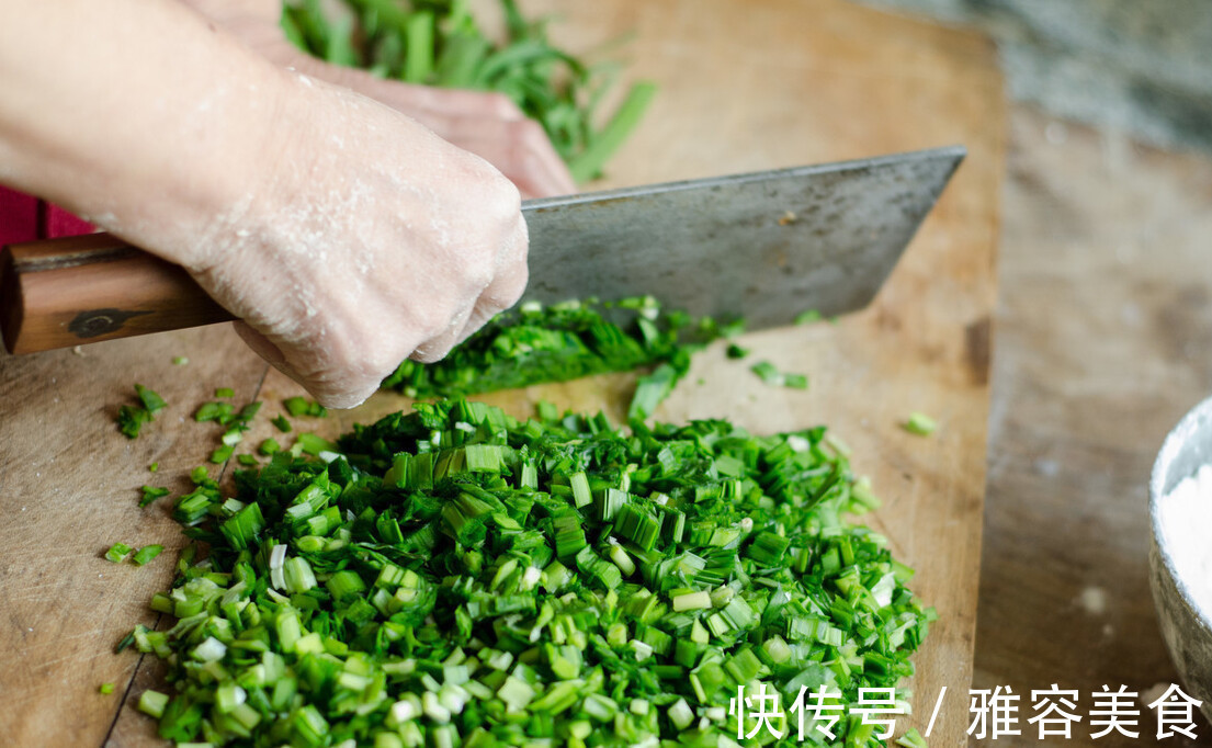 饺子馅|拌韭菜馅时，最好不要加这2味调料，不但不香还会变难吃