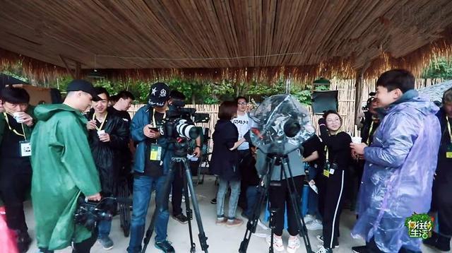 終于明白,《向往的生活》中工作人員吃飯問題是怎么解決的